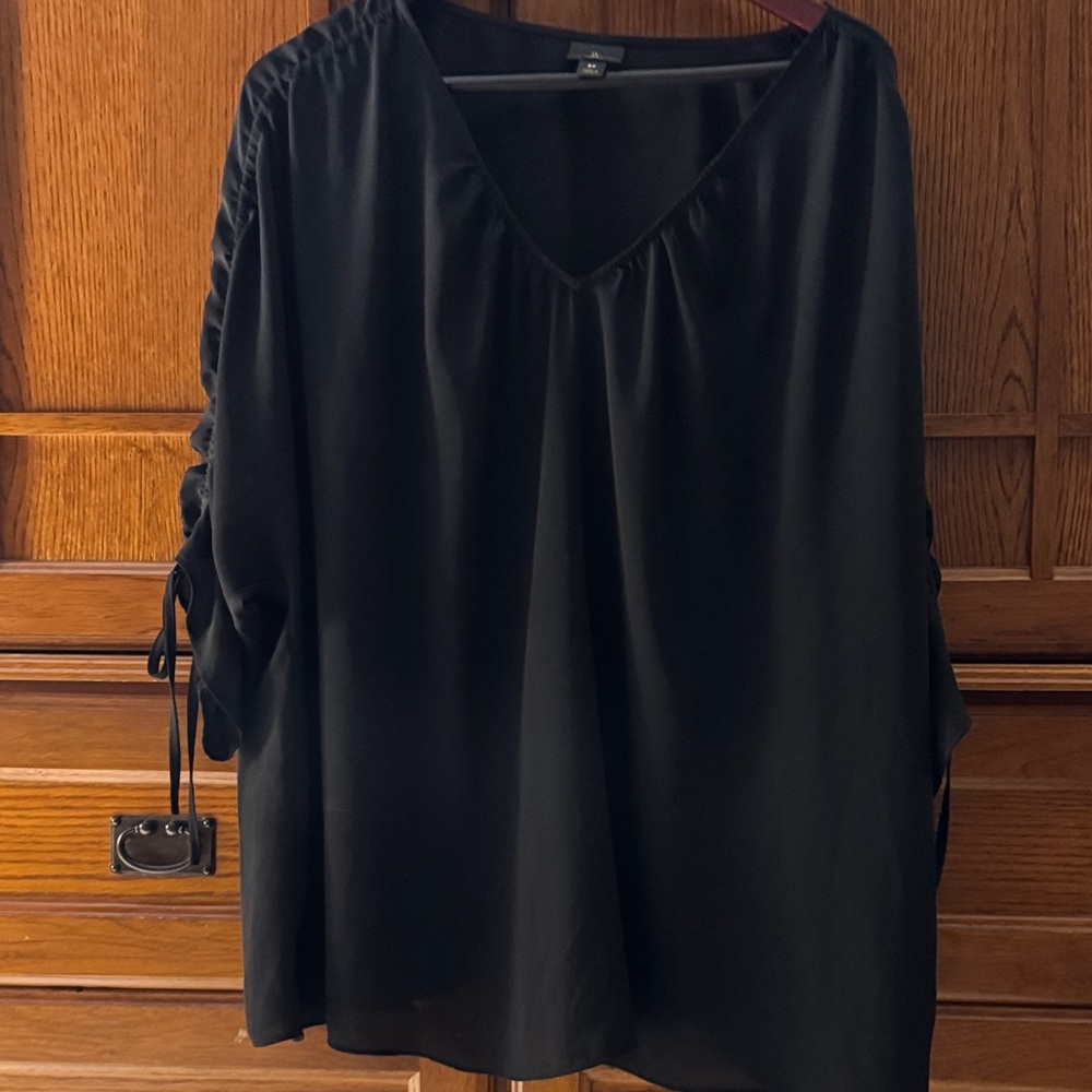 Worthington Woman Ruched 3/4 Sleeve V-neck Dolman Semi Sheer Workwear Classic